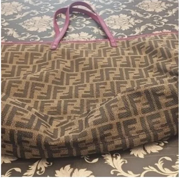 Ladybug Tote Bag - Picture 3 of 10